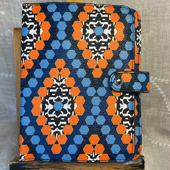 NWOT Vera Bradley wallet/cover for electronic/notebook - Picture 10 of 10